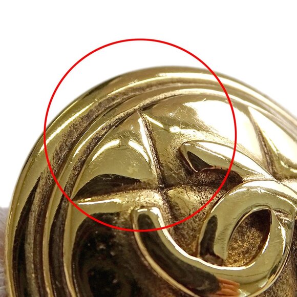 CHANEL Gold Logo Brooch - Picture 9 of 10